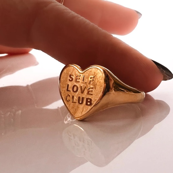 NEW! SELF LOVE CLUB GOLD RING - Picture 3 of 3